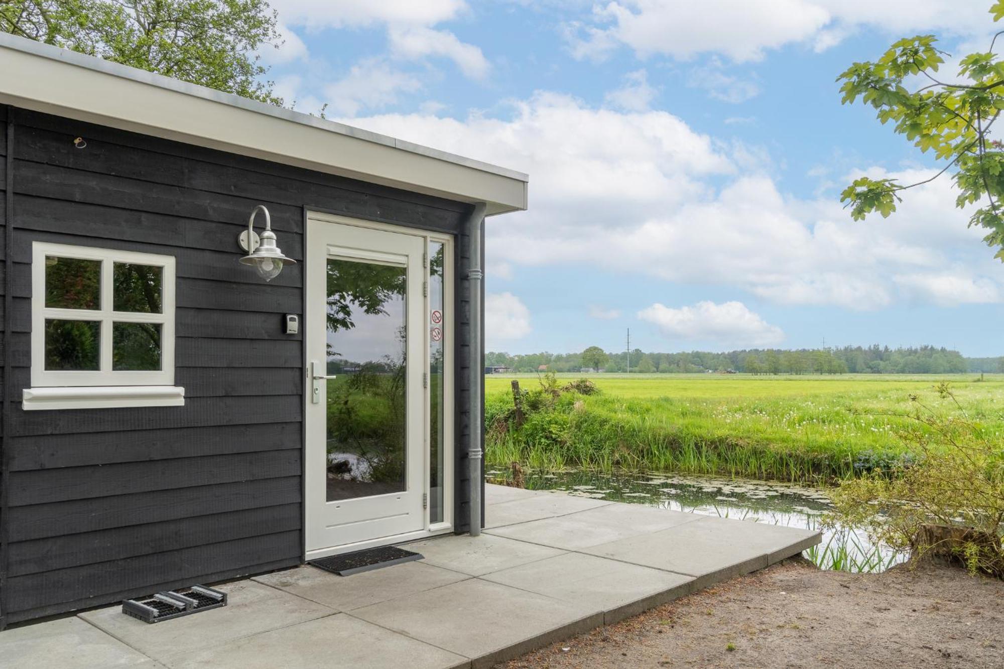 Prive In Een Bosrijke Omgeving Welkom Bij Gastenverblijf Het Ontsnapte Schaap In Jubbega Exterior photo